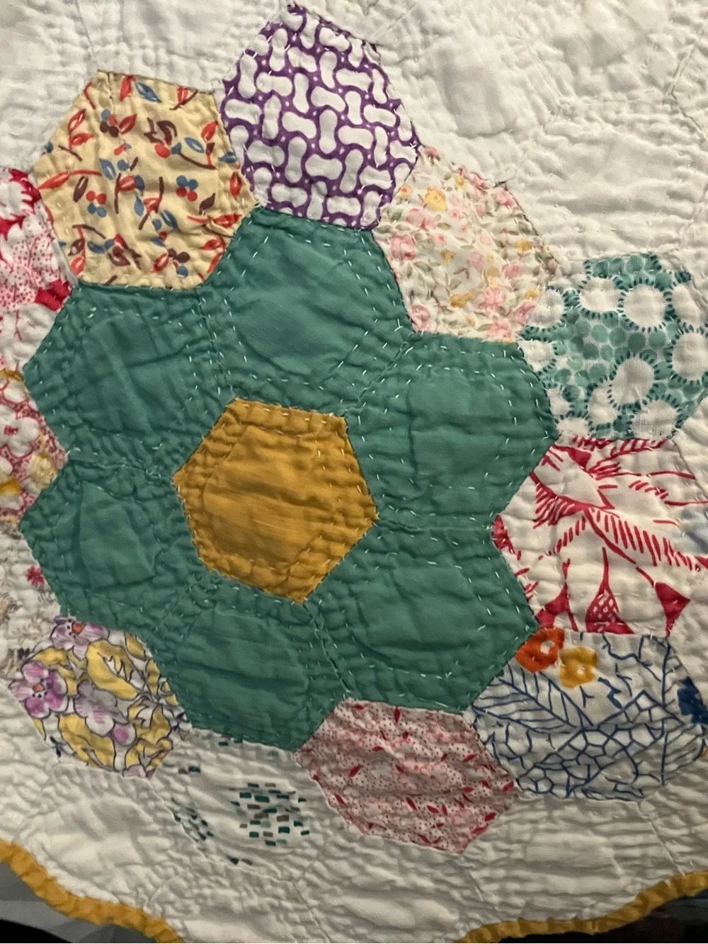 Vintage Grandmothers Flower Garden Patchwork Quilt Multicolor Flowers Queen Size